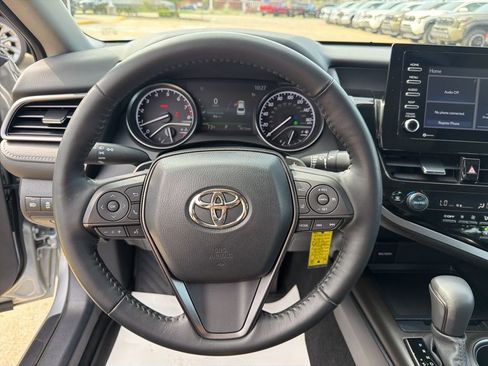 New 2023 Toyota Camry SE w/ Cold Weather Package AWD/4WD image 13