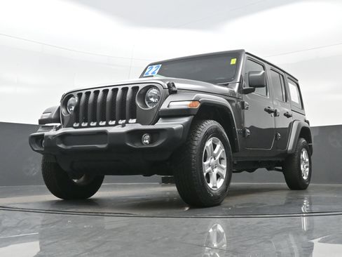 Used 2022 Jeep Wrangler Unlimited Sport image 25