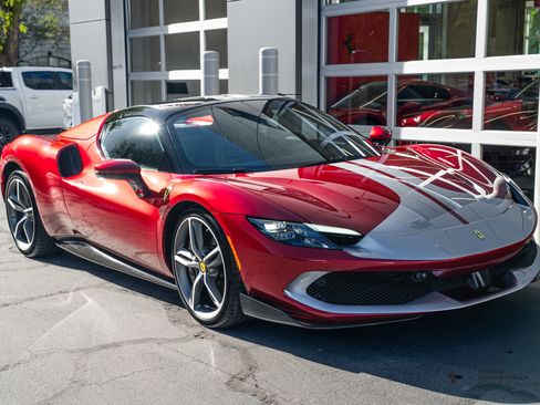 Used 2023 Ferrari 296 GTS RWD image 14