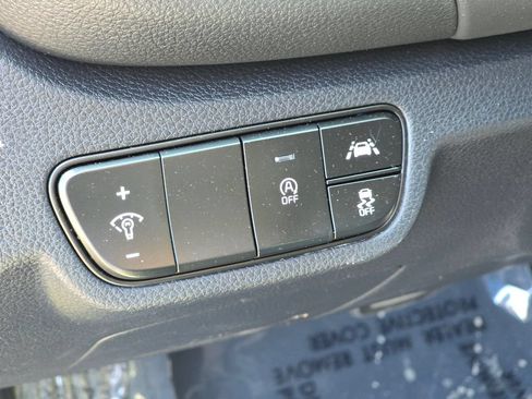 Used 2021 Kia Seltos SX w/ SX Sunroof Package AWD/4WD image 17