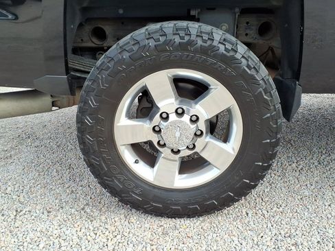 Used 2016 Chevrolet Silverado 2500 High Country w/ Duramax Plus Package image 11