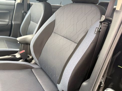 New 2025 Nissan Versa SV w/ Trunk Package image 18