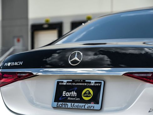Used 2024 Mercedes-Benz Maybach S 580 4MATIC image 17