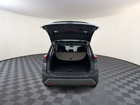 Used 2022 Nissan Rogue SV AWD/4WD image 7