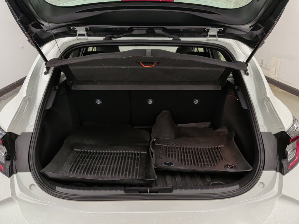 Used 2024 Toyota Corolla SE w/ SE Package FWD image 19