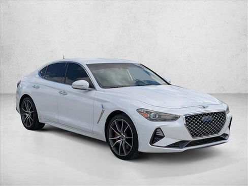 Used 2020 Genesis G70 2.0T Sport RWD image 3