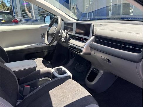 Used 2022 Hyundai Ioniq 5 SE RWD image 6