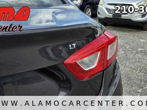 Used 2016 Chevrolet Cruze LT FWD image 12
