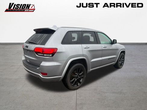 Used 2020 Jeep Grand Cherokee Altitude image 5