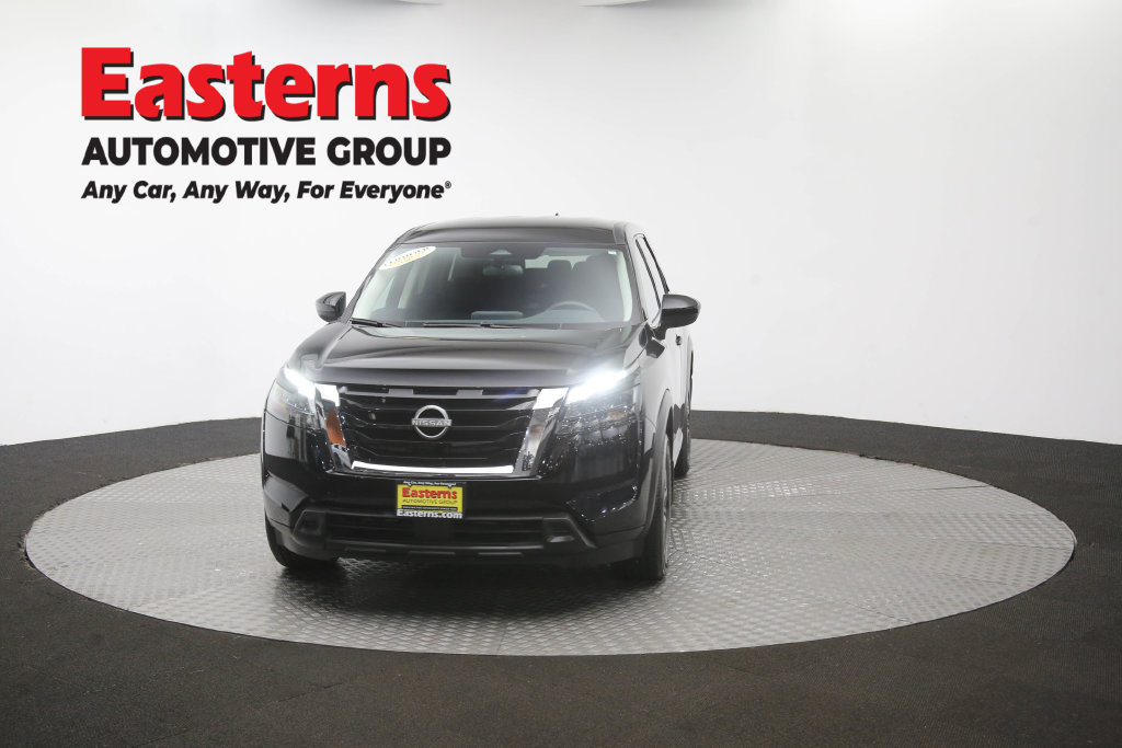Used 2024 Nissan Pathfinder S AWD/4WD image 51
