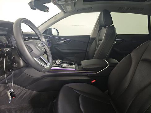 Used 2023 Audi Q8 Premium Plus w/ Premium Plus Package image 4