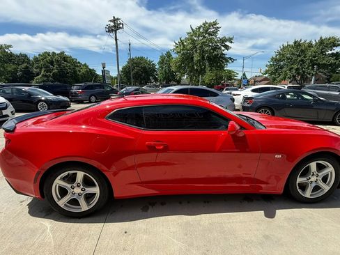 Used 2018 Chevrolet Camaro LS RWD image 7