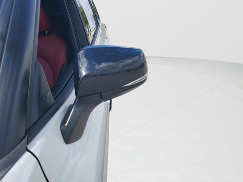 Used 2023 Toyota Highlander XSE image 11