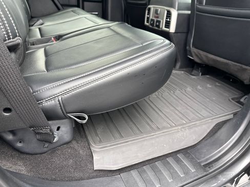 Used 2019 Ford F150 Lariat w/ Equipment Group 502A Luxury AWD/4WD image 37