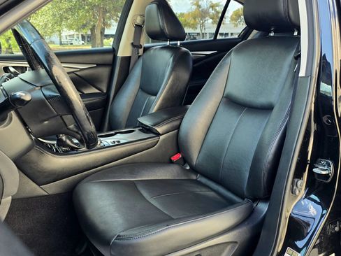 Used 2015 INFINITI Q50 Premium w/ Navigation Package AWD/4WD image 19