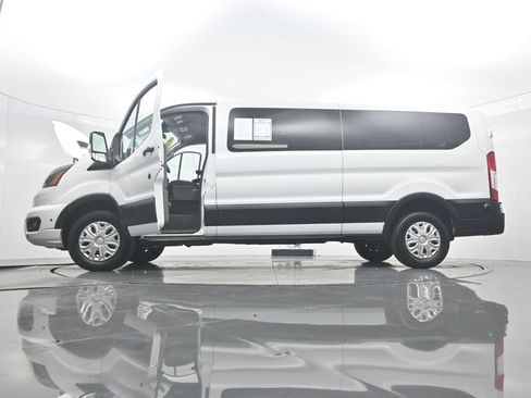 Used 2024 Ford Transit 350 XLT RWD image 54
