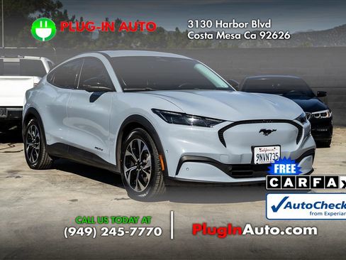 Used 2024 Ford Mustang Mach-E Select image 3