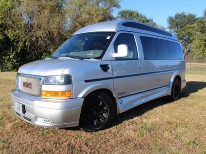 Used 2019 GMC Savana 2500 w/ Enhanced Convenience Package