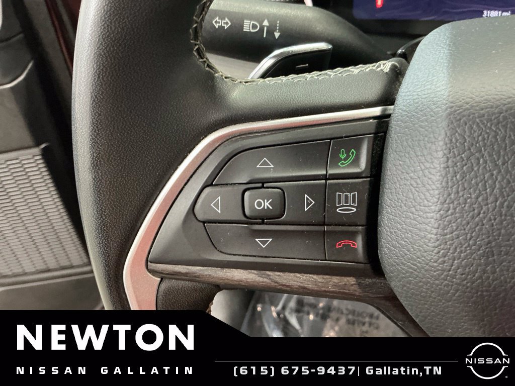 Used 2023 Jeep Grand Cherokee Limited w/ Luxury Tech Group II AWD/4WD image 44
