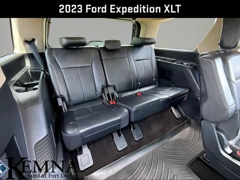 Used 2023 Ford Expedition XLT AWD/4WD image 31