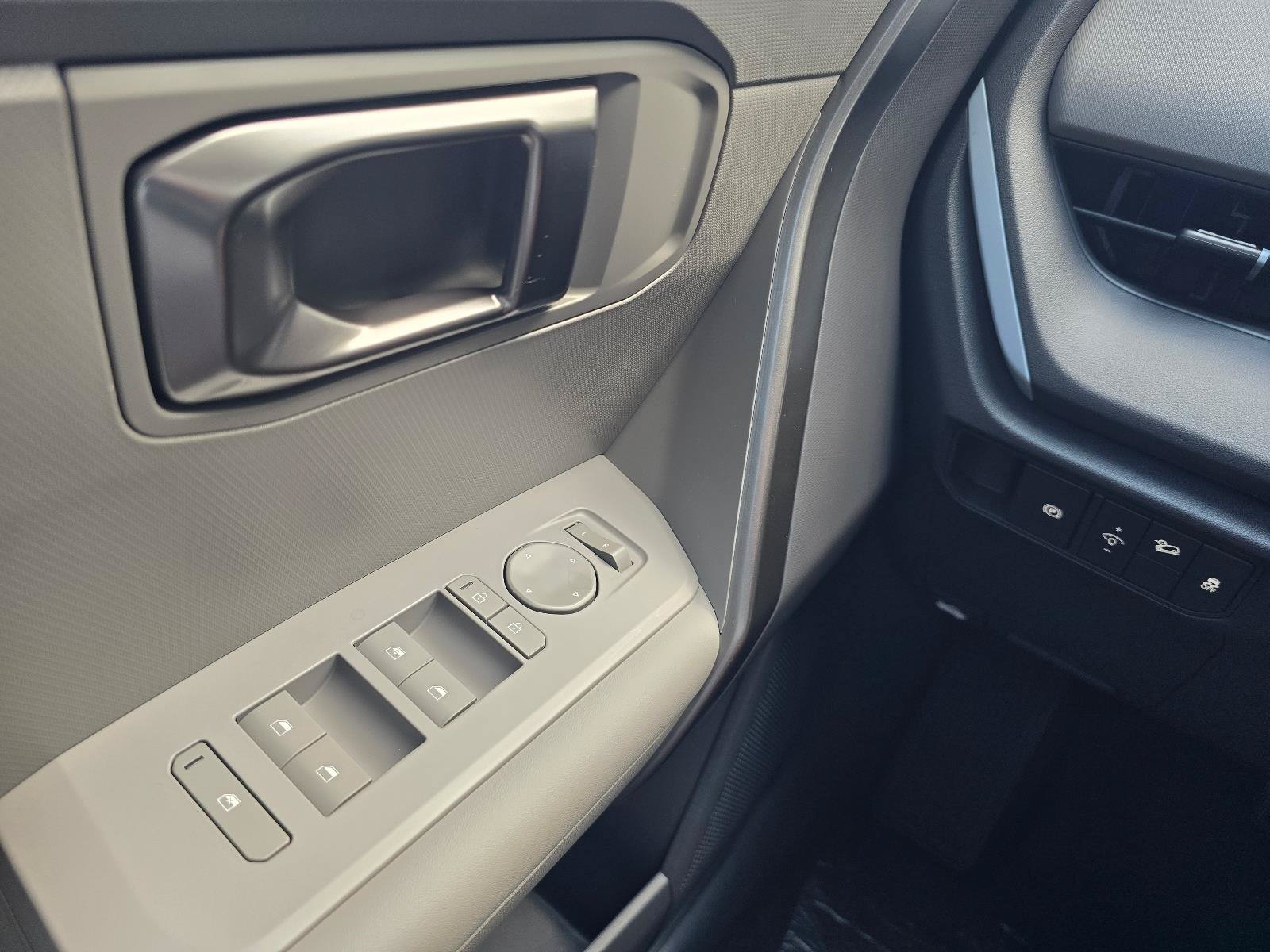 New 2027 Kia Seltos S FWD image 12