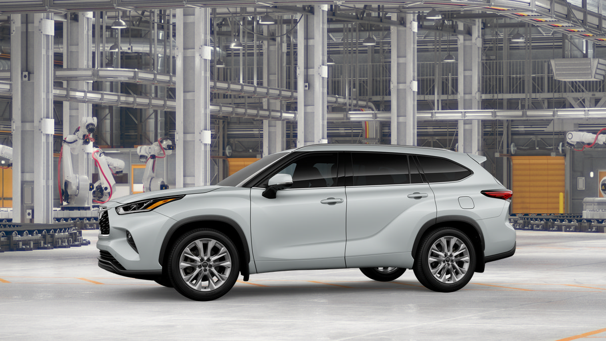 New 2026 Toyota Highlander Limited AWD/4WD image 3