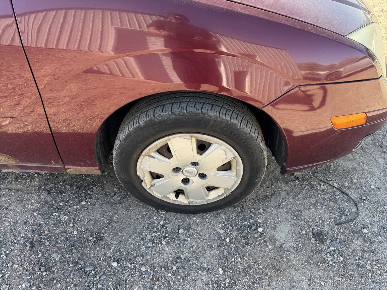Used 2007 Ford Focus S FWD image 12