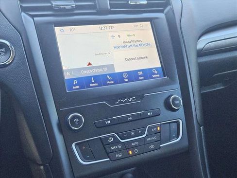 Used 2020 Ford Fusion SE w/ Equipment Group 151A image 14