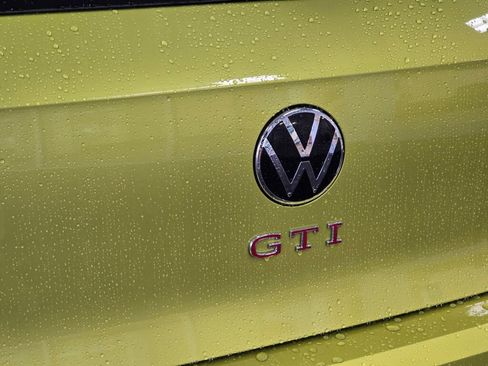 Used 2022 Volkswagen GTI Autobahn image 14