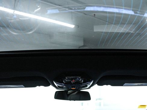 Certified 2023 BMW 740i 740i w/ Parking Assistance Package image 12