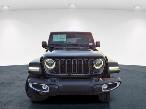 New 2026 Jeep Gladiator Mojave AWD/4WD image 4