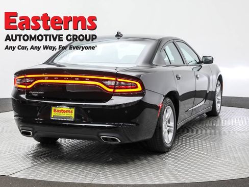 Used 2023 Dodge Charger SXT image 5