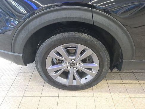 Certified 2023 Ford Explorer XLT w/ Equipment Group 202A image 7