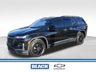 Used 2023 Chevrolet Traverse LS w/ Midnight/Sport Edition