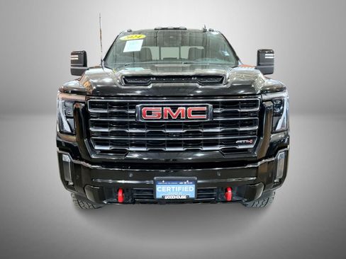 Used 2024 GMC Sierra 2500 AT4 w/ Technology Package image 2