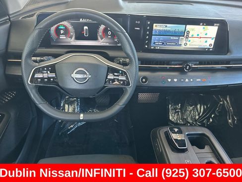 Used 2023 Nissan Ariya FWD image 17