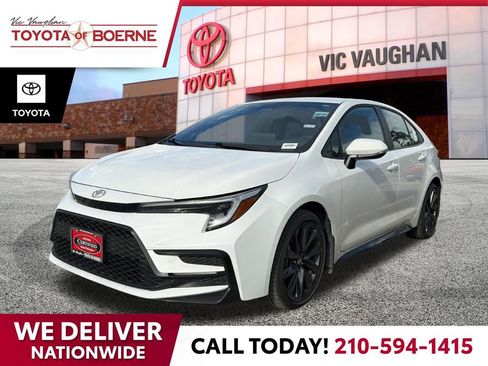 Certified 2025 Toyota Corolla SE w/ SE Premium Package FWD image 1