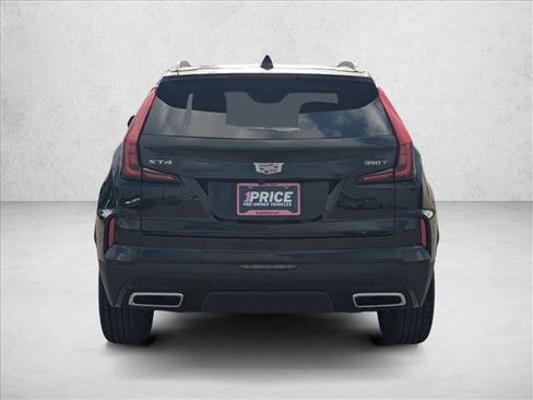 Used 2025 Cadillac XT4 Premium Luxury FWD image 7