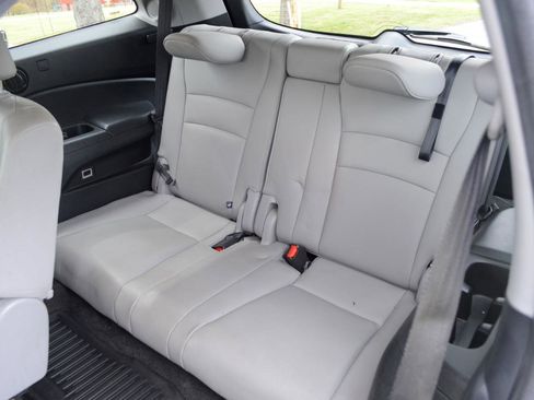 Used 2016 Honda Pilot Touring image 15