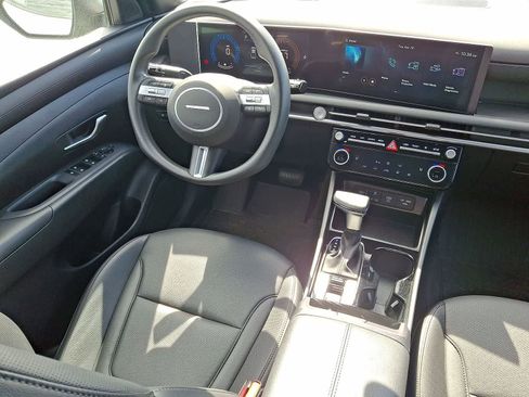 Used 2025 Hyundai Santa Cruz SEL image 10