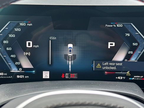 Certified 2025 BMW X7 M60i w/ Climate Comfort Package image 35