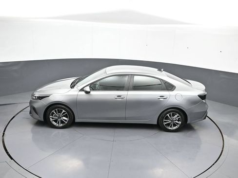 Used 2022 Kia Forte LXS w/ LXS Technology Package FWD image 39