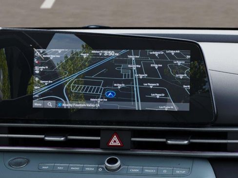 New 2026 Hyundai Elantra Limited FWD image 13