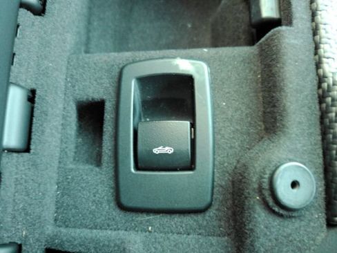 Used 2019 BMW i8 Roadster image 51