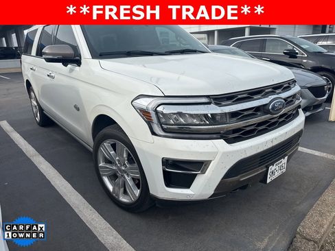 Used 2022 Ford Expedition Max King Ranch image 3