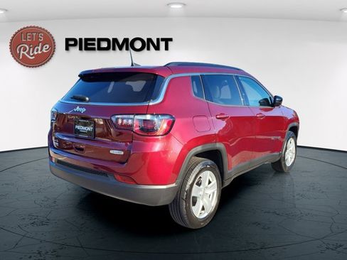 Certified 2022 Jeep Compass Latitude image 7