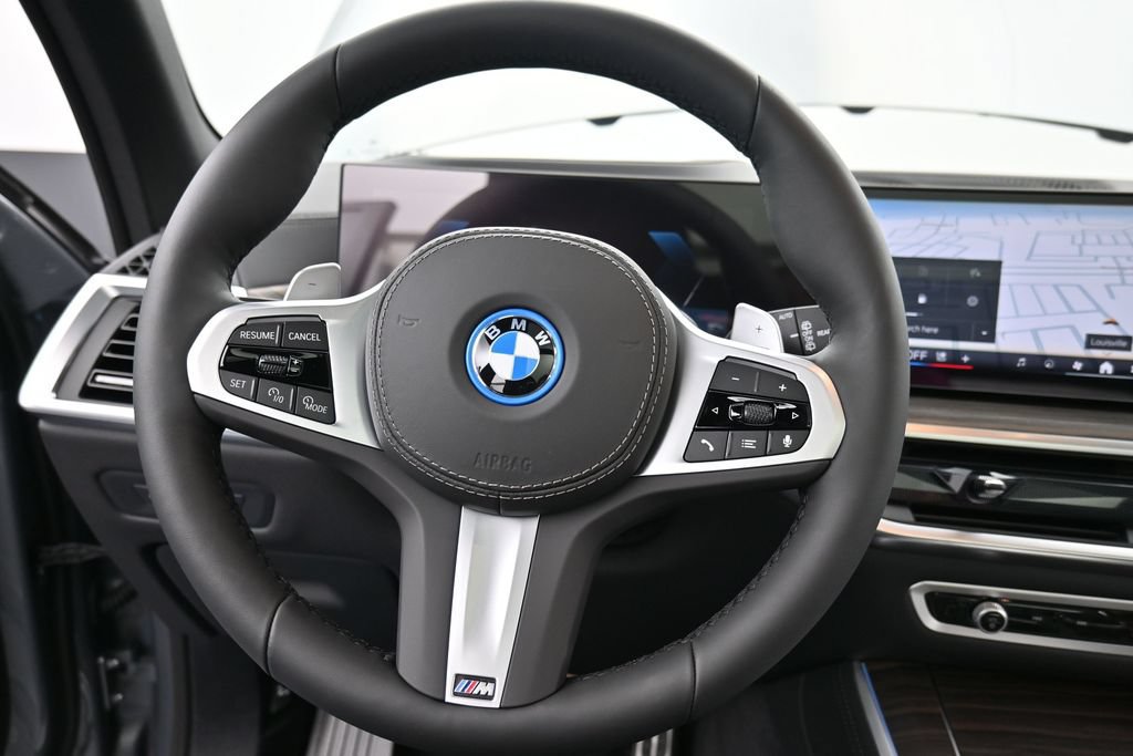 New 2026 BMW X5 xDrive50e w/ M Sport Package AWD/4WD image 12