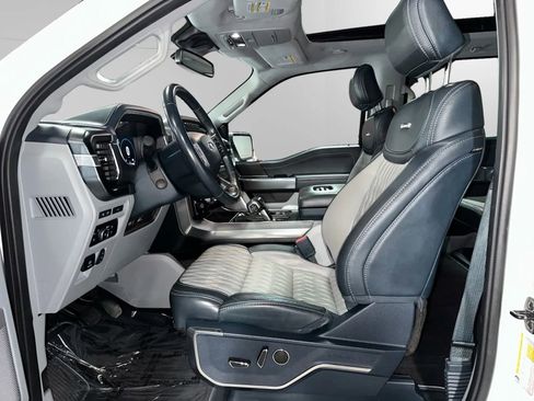 Used 2023 Ford F150 Limited image 2