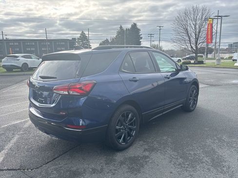 Used 2023 Chevrolet Equinox RS w/ RS Leather Package AWD/4WD image 8