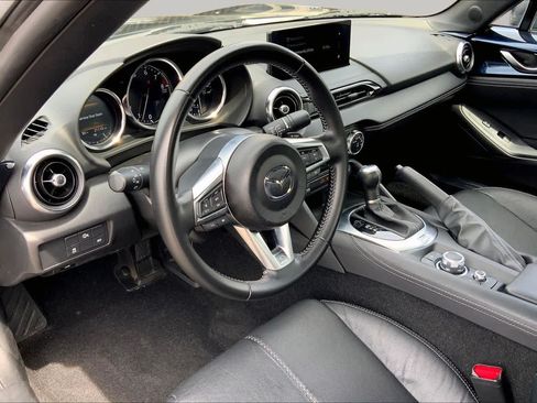 Used 2025 MAZDA MX-5 Miata RF Grand Touring RWD image 15